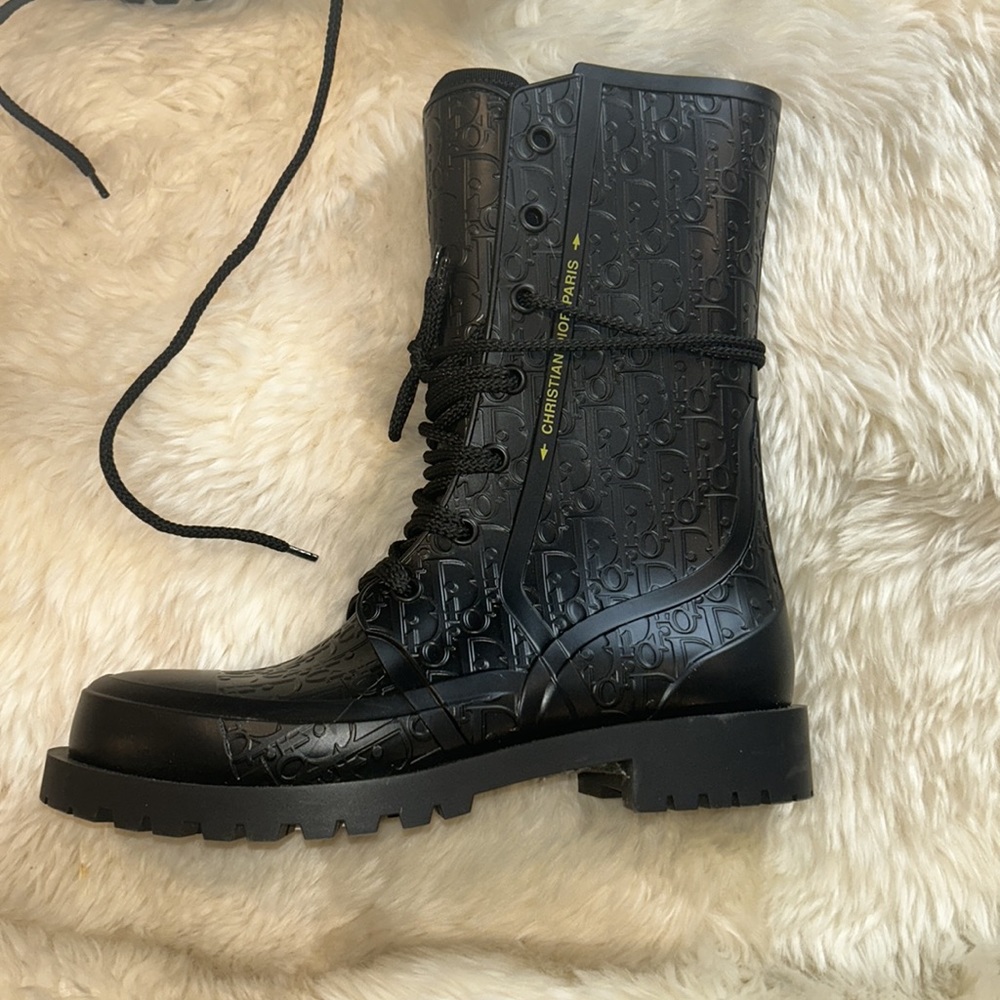 Women’s Dior boots